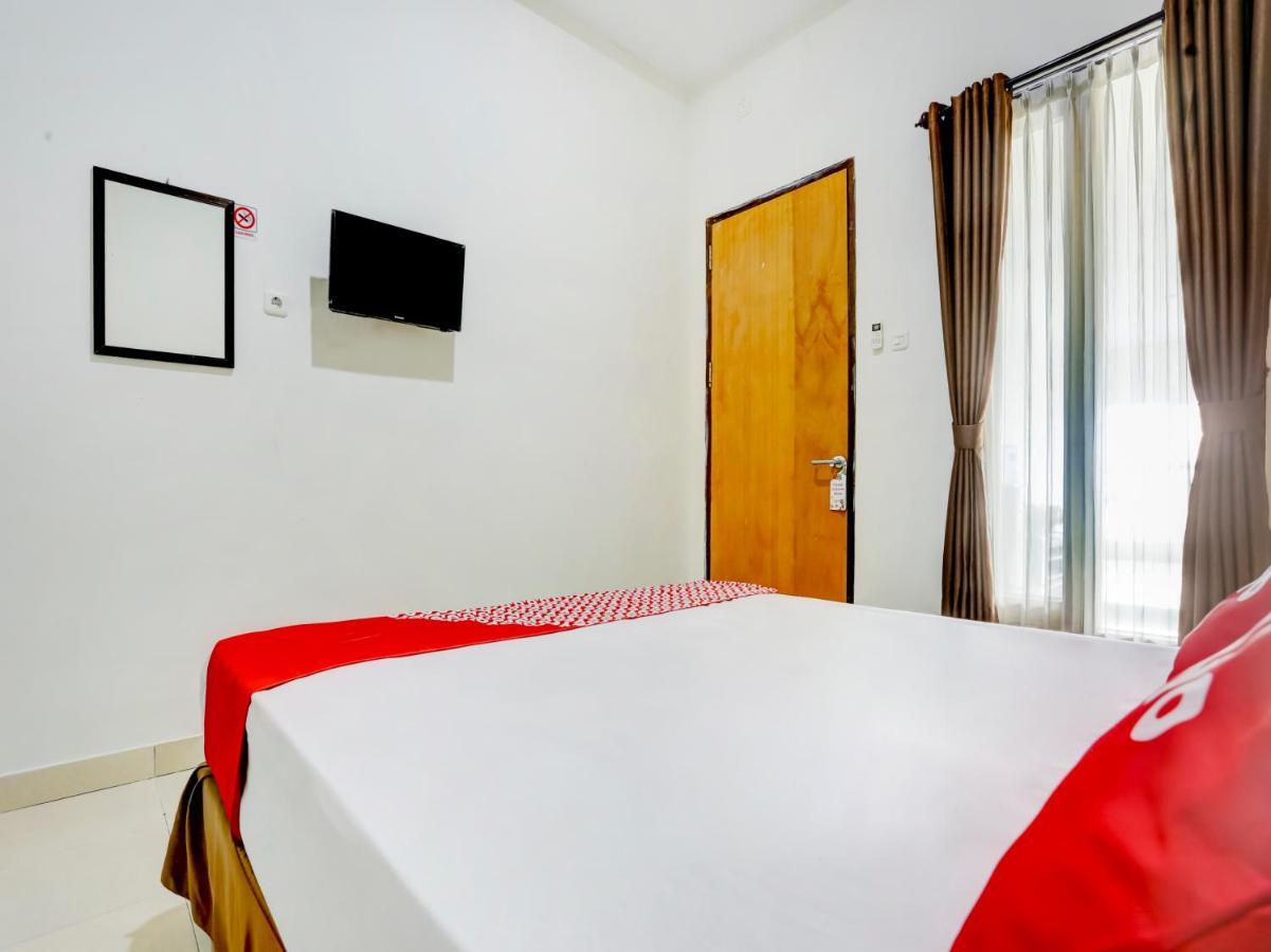 Airy Eco Syariah Air Hitam Kadeie Oening 123 Samarinda Otel Dış mekan fotoğraf